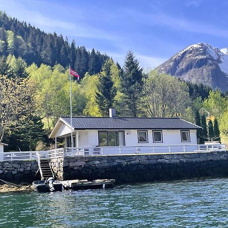 Der Fjordtraum In Balestrand Direkt Am Wasser エクステリア 写真