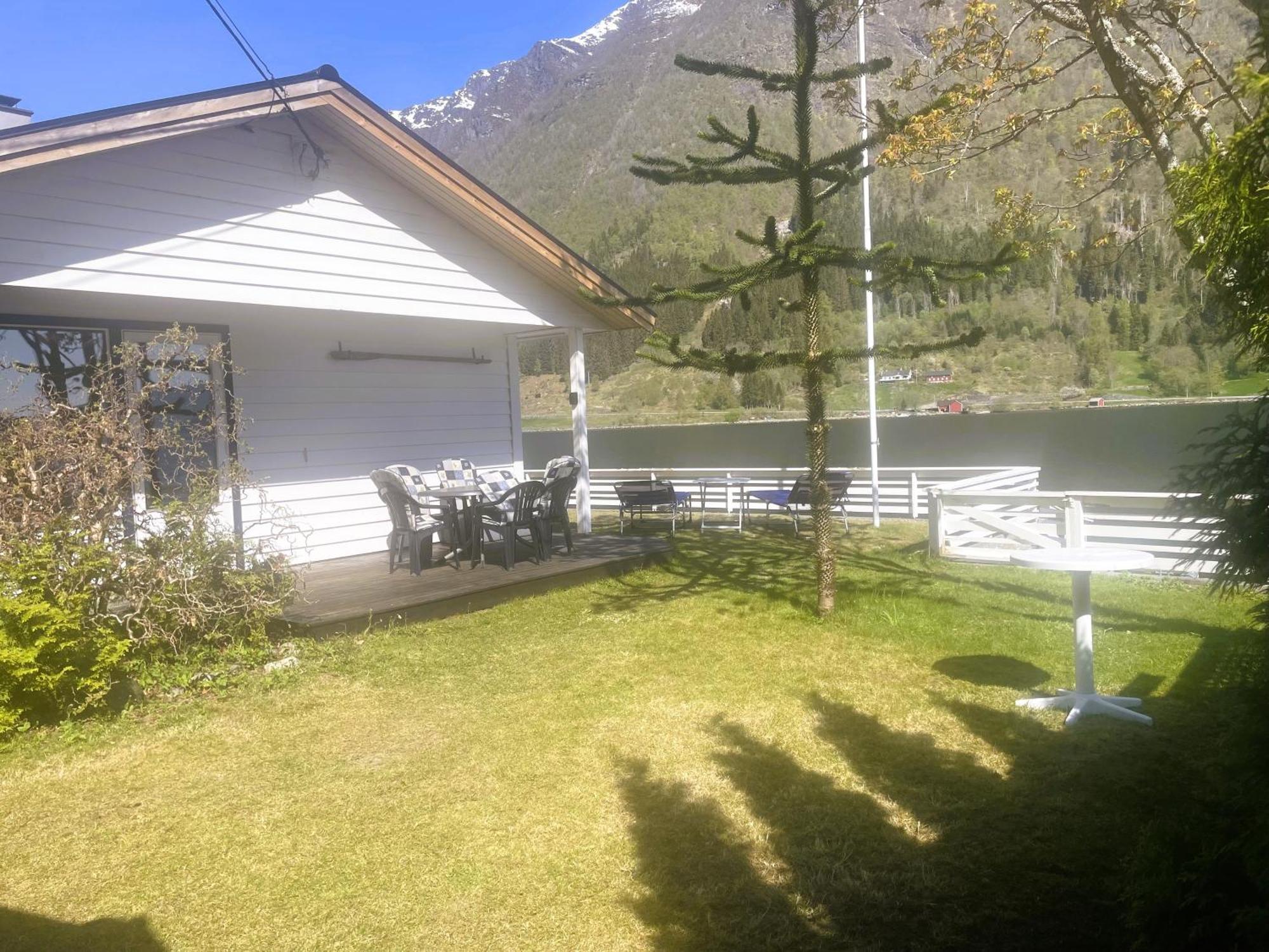 Der Fjordtraum In Balestrand Direkt Am Wasser エクステリア 写真